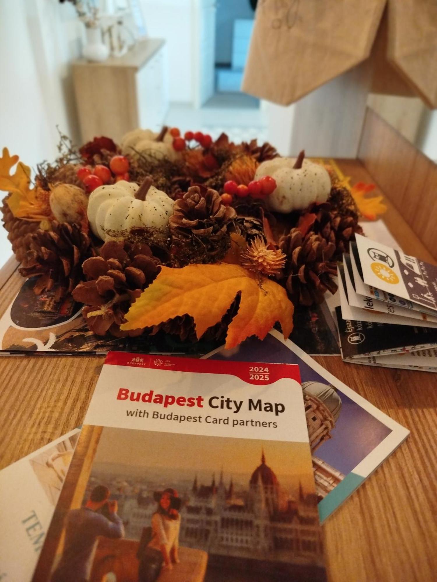 Апартаменти Lady Mabel's Near To Arena, Puskas Stadion And Park, With Guarded Parking Place